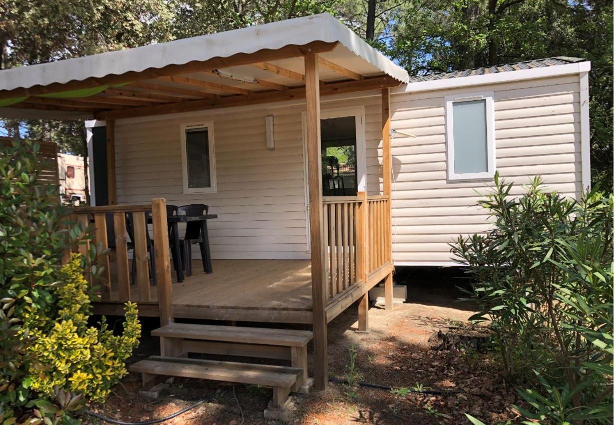 Camping La Simioune En Provence โบลแลน ภายนอก รูปภาพ