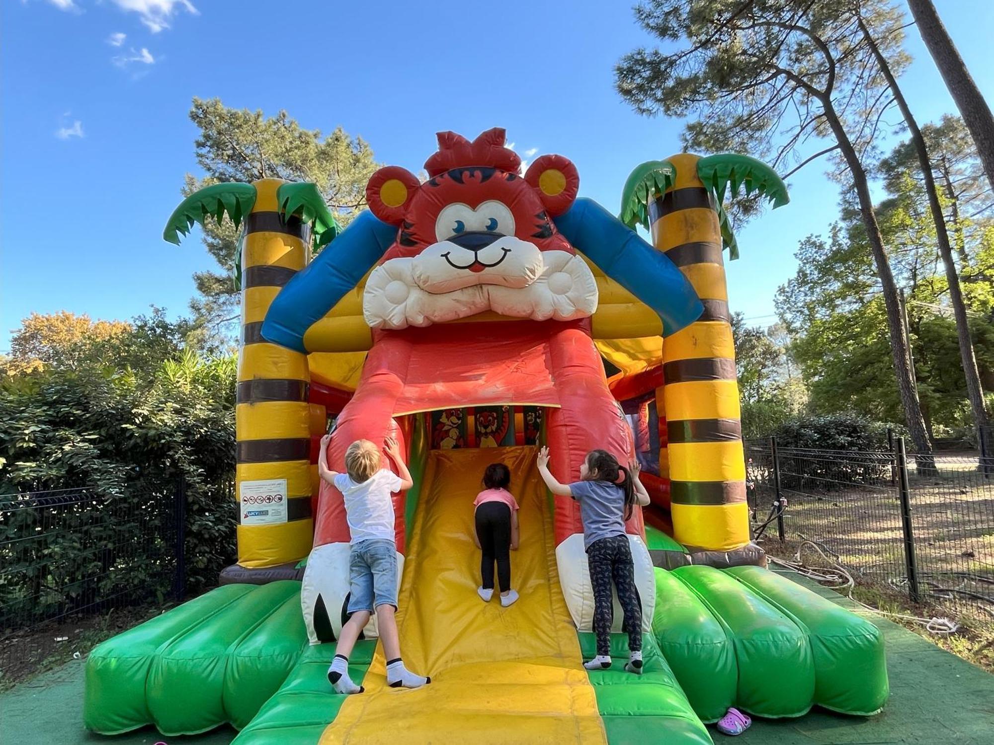 Camping La Simioune En Provence โบลแลน ภายนอก รูปภาพ
