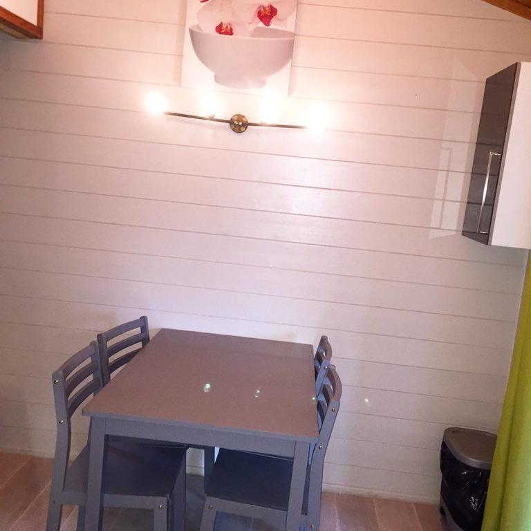 Camping La Simioune En Provence โบลแลน ภายนอก รูปภาพ