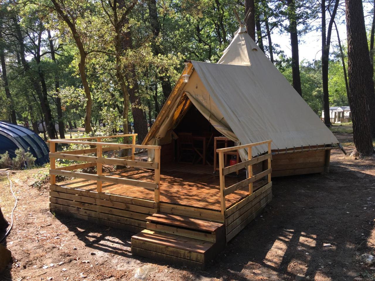 Camping La Simioune En Provence โบลแลน ภายนอก รูปภาพ